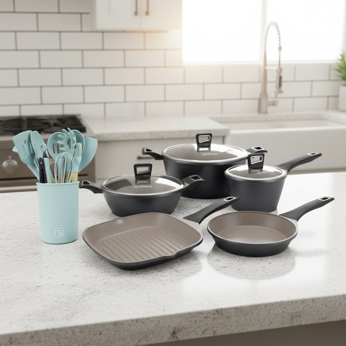 Kit Batería Cocina 8 Pza + Set 12 Utensilios Calipso Simplit