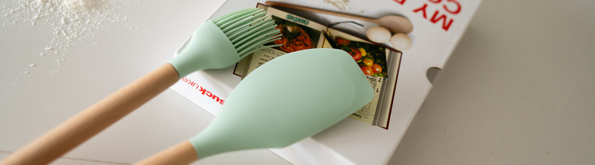 banner-menaje-utensilios-cocina-espatulas-batidores-desktop-simplit