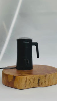 Espumador de Lecha Negro.mp4