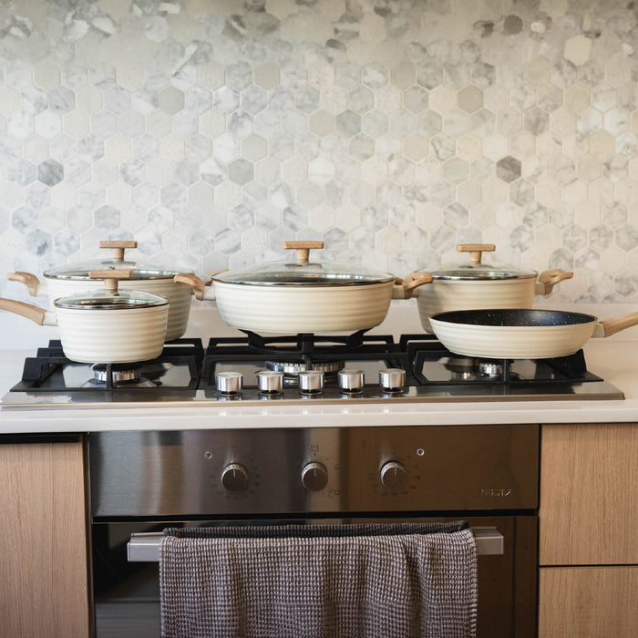 Batería de Cocina Antiadherente Savannah 9 Piezas